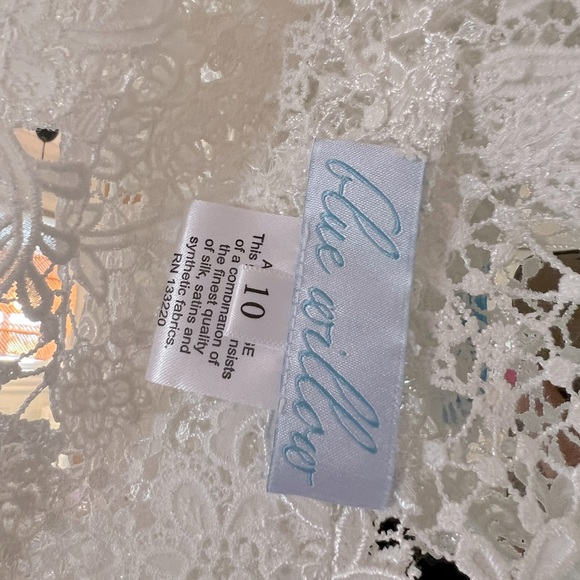 Anne Barge Keaton Topper - Picture 6 of 10